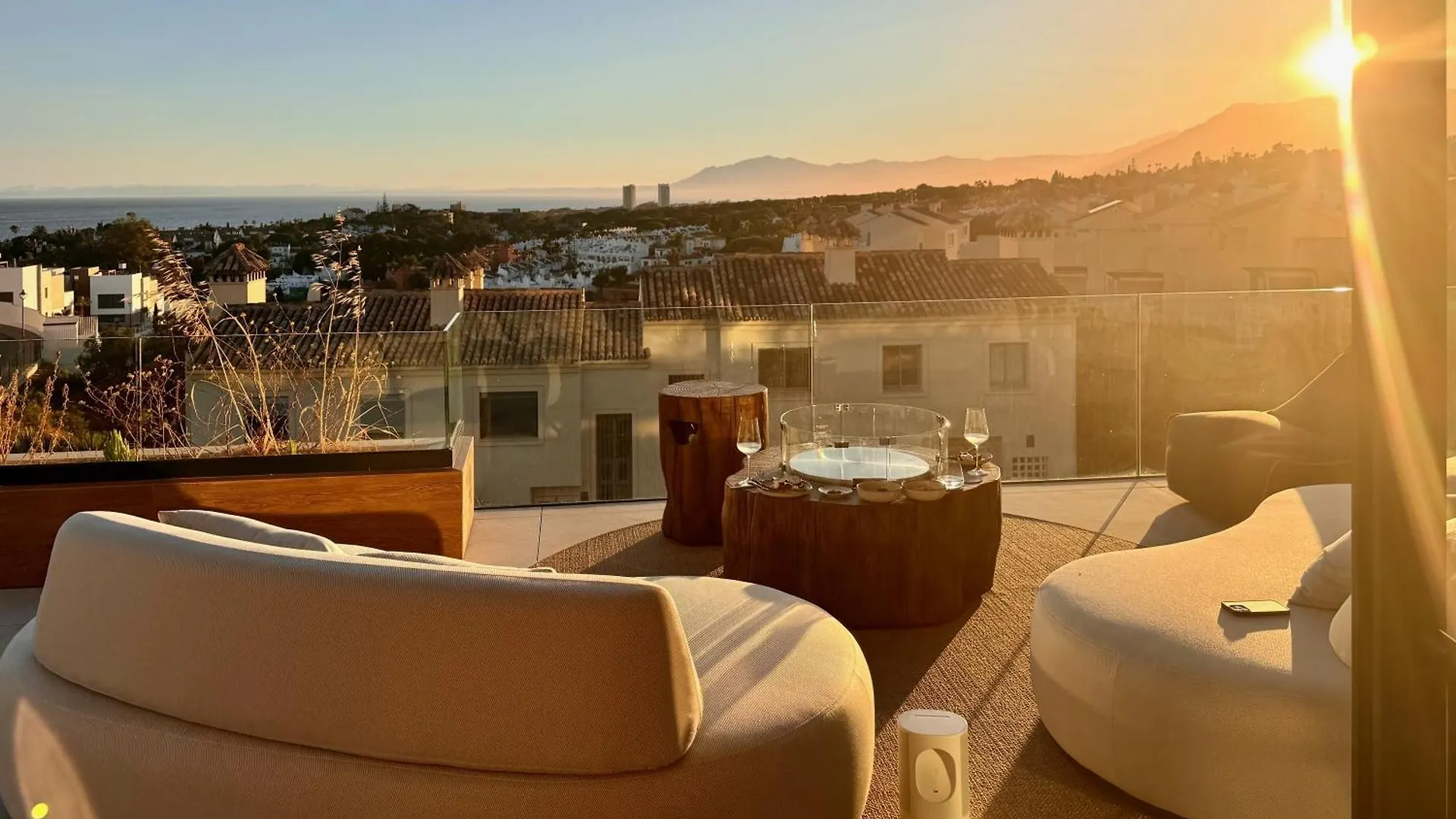 Villa Vida - Luxury Panorama Seaview Penthouse In Organic-Boho Design With Pool, Gym, Spa Marbella