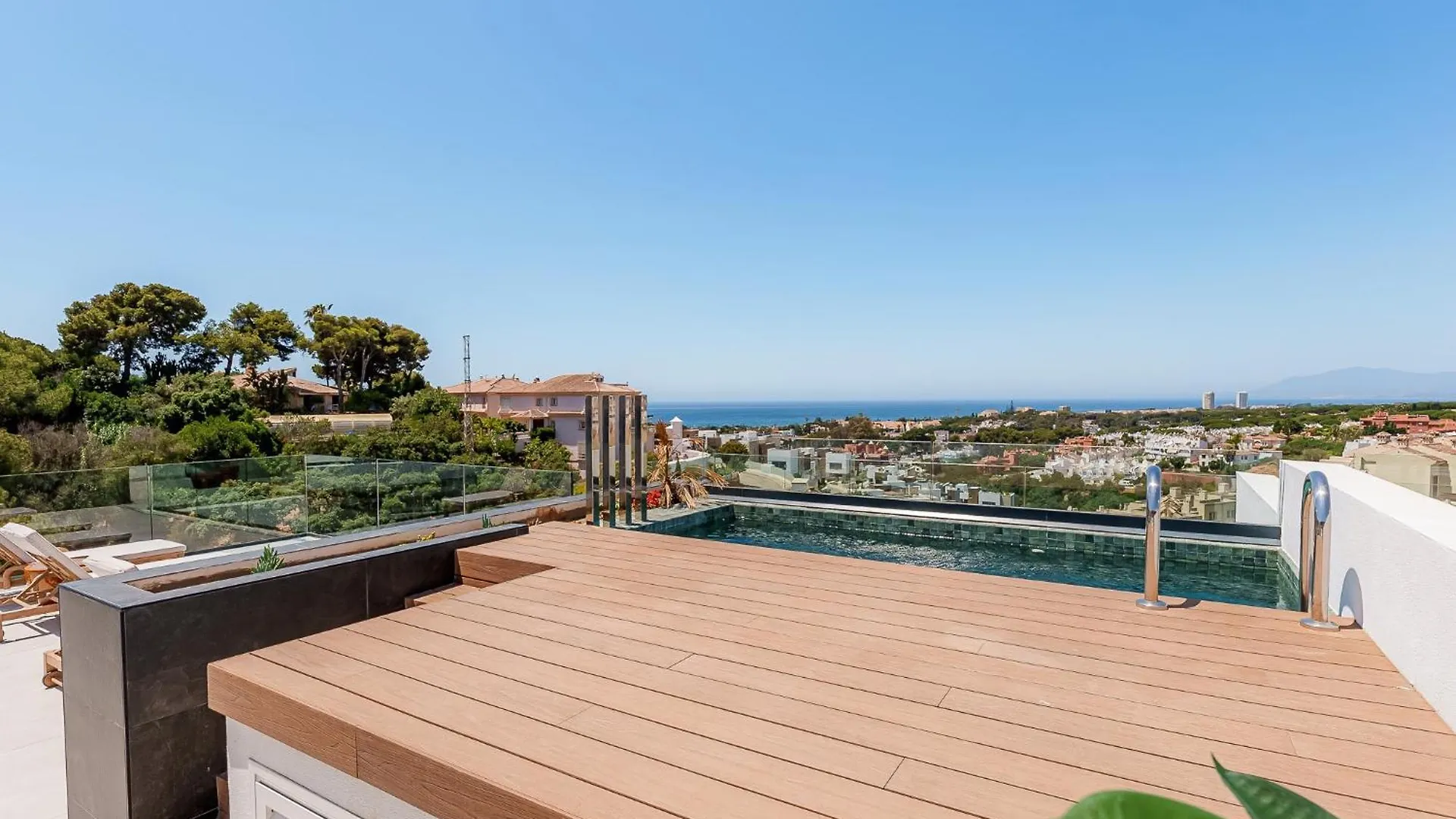 Apartment Villa Vida - Luxury Panorama Seaview Penthouse In Organic-Boho Design With Pool, Gym, Spa Marbella Spain