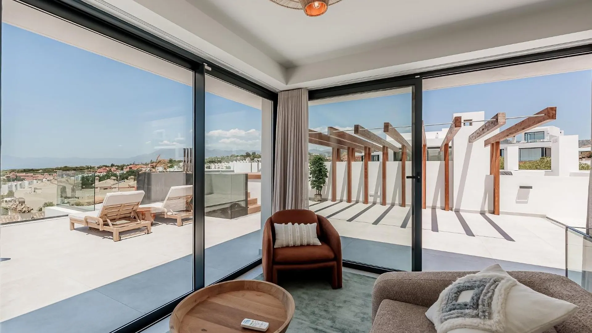 Villa Vida - Luxury Panorama Seaview Penthouse In Organic-Boho Design With Pool, Gym, Spa Marbella